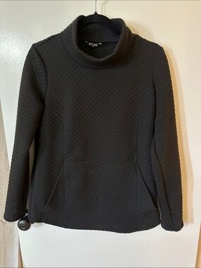 Stoic Quilted Turtleneck Pullover Sweater in Black
